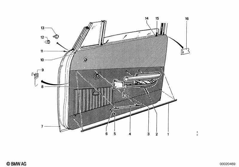 Door trim panel, front