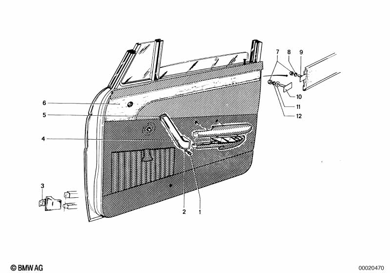 Door trim panel, front