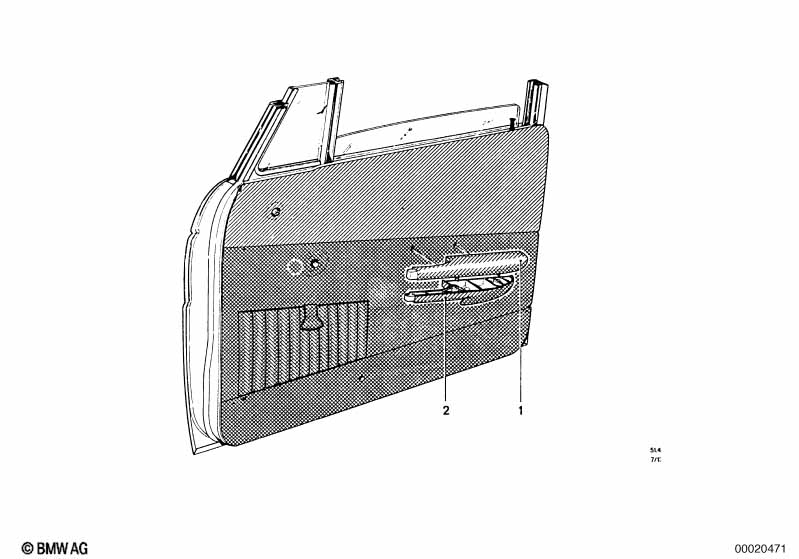 Door trim panel, front