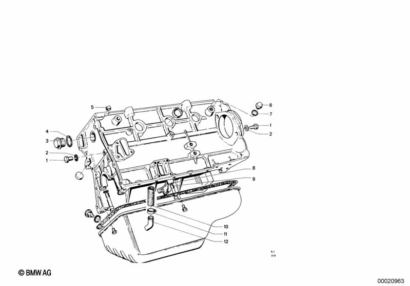 Engine housing