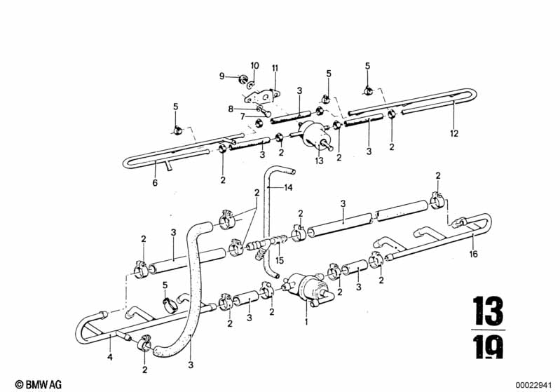 Fuel lines and pressure regulator